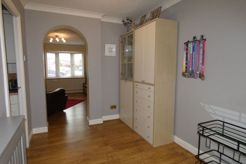 Dining Room into Lounge- click for photo gallery
